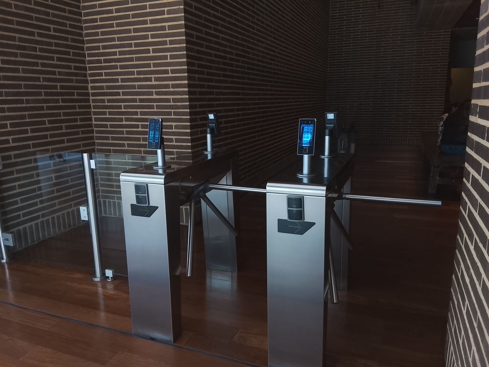 Torniquetes de control de acceso en Unicentro Girardot